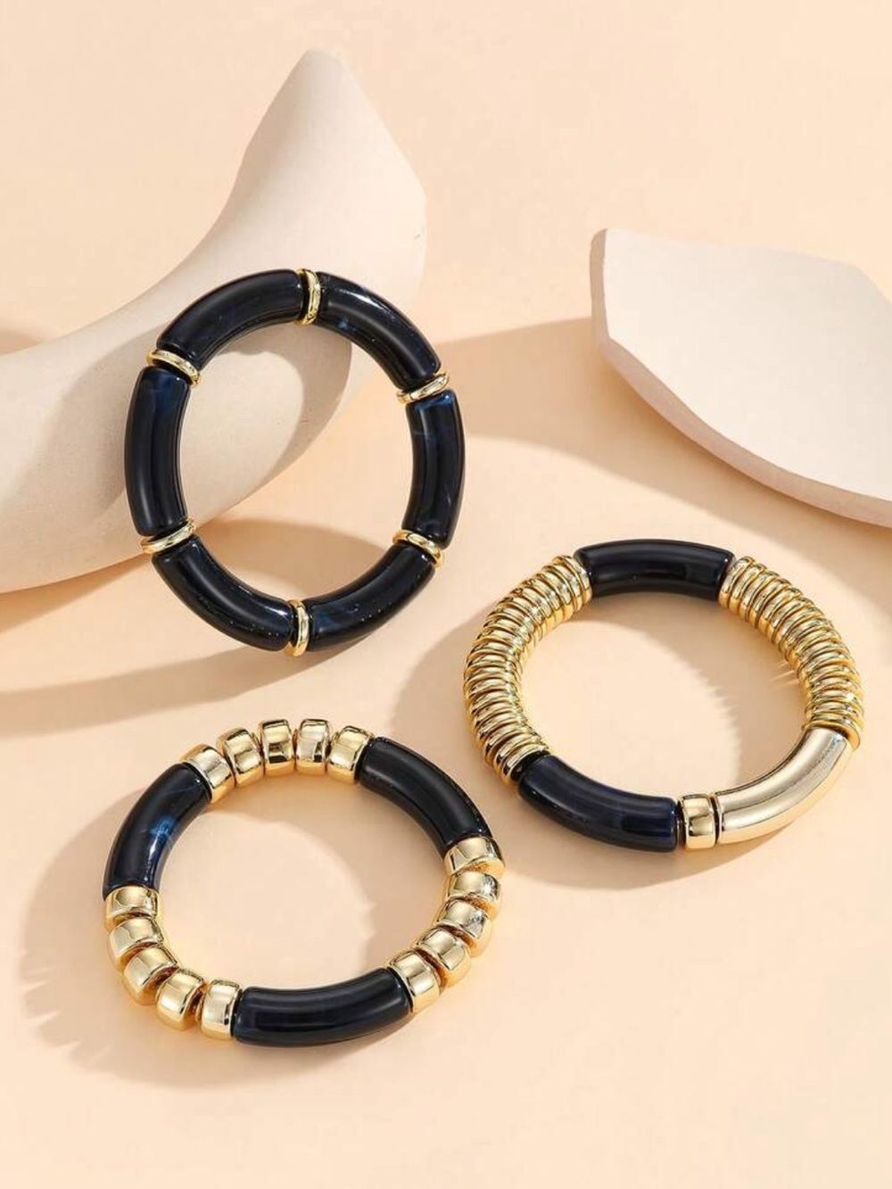 Black Chunky Bracelet N2312